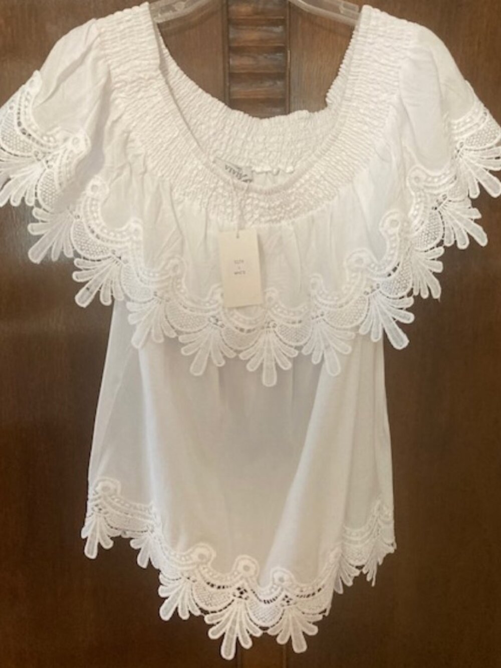 'VIVID New York' White Embroidered Lace Top – Size L – NWT